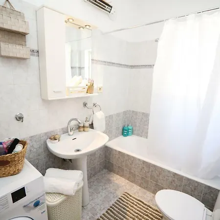 Apartment Philoxenia Family